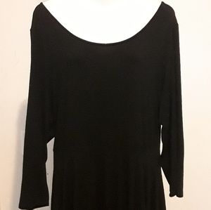 FASHION TO FIGURE LADIES BLACK DRESS.